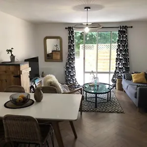  Appartement T2 De 45m2 à Avé France